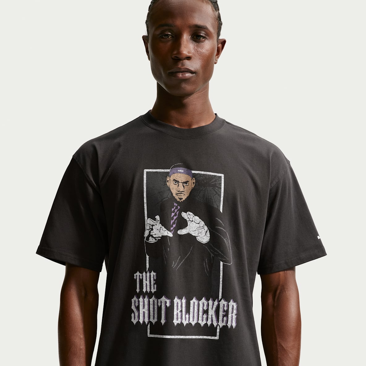 Graphic T-Shirts. Nike CA